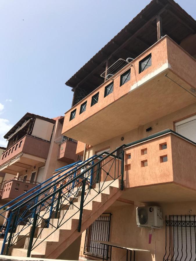 Dimitra'S And Nasia'S Villa Psakoudia Buitenkant foto